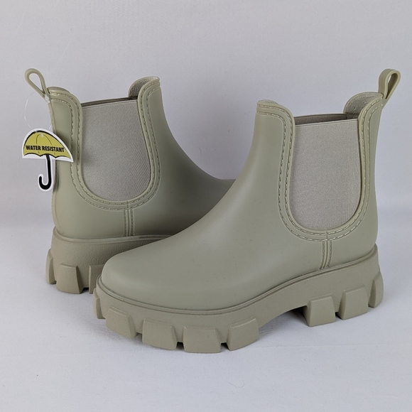 Jeffrey Campbell Chelsea Rain Storm Platform  Boot Water Resistant Cream 9 NIB - Picture 1 of 14